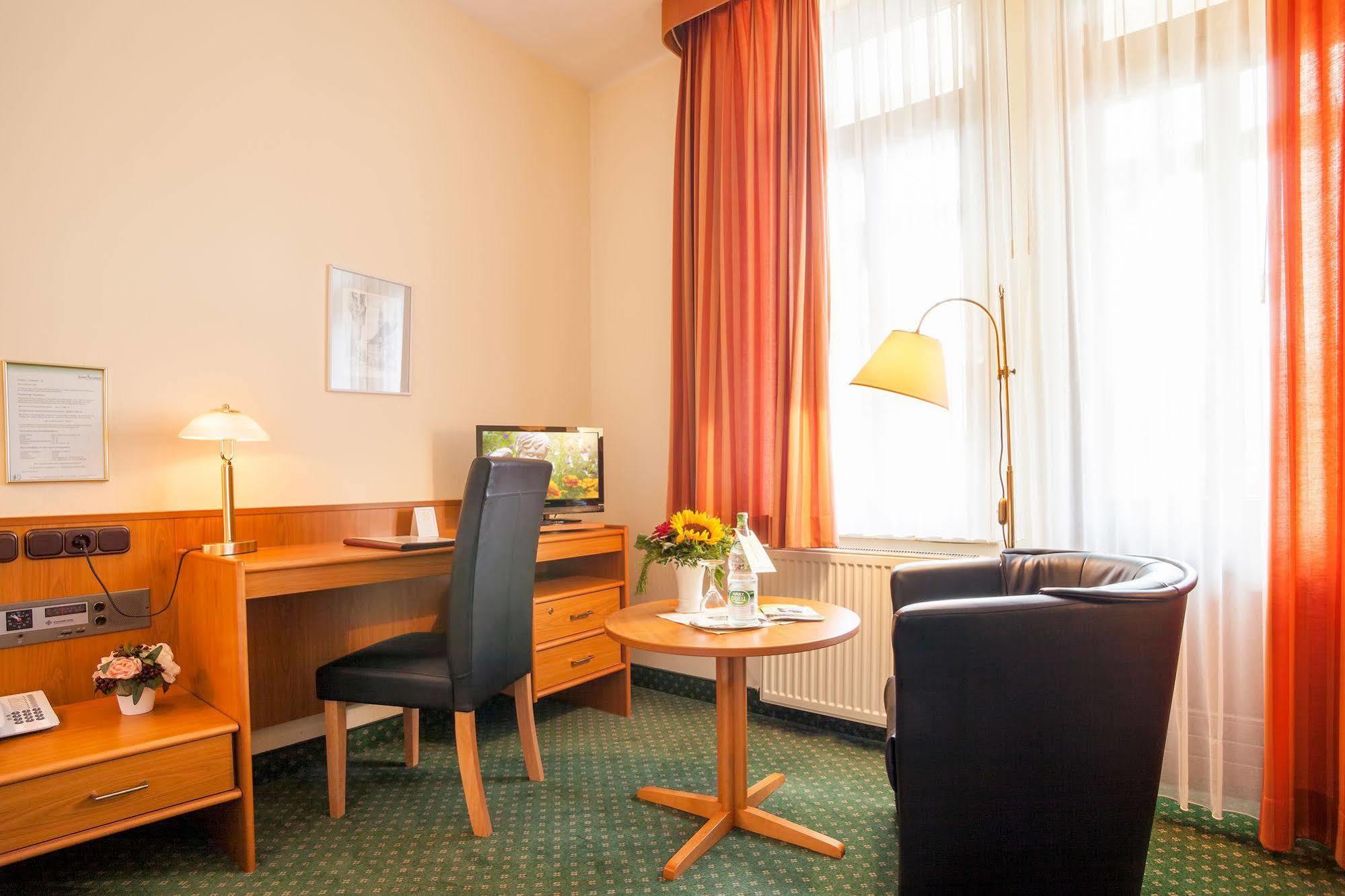 Vitalhotel am Stadtpark Superior Bad Harzburg Esterno foto