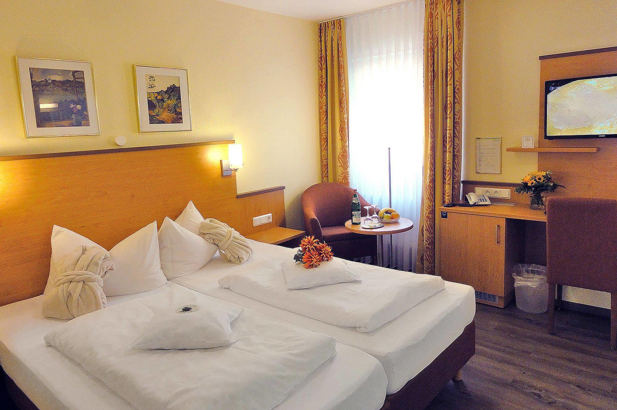 Vitalhotel am Stadtpark Superior Bad Harzburg Esterno foto